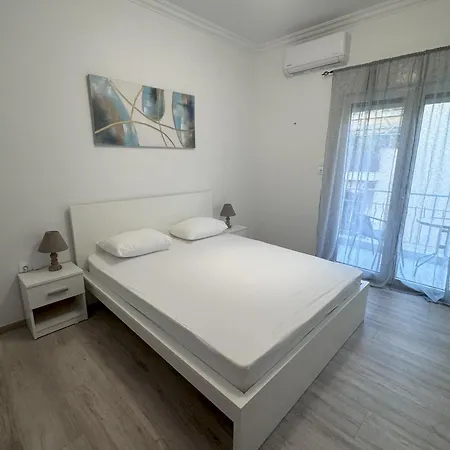 Ntinos Apartment Center Exarcheia Athens Exterior photo